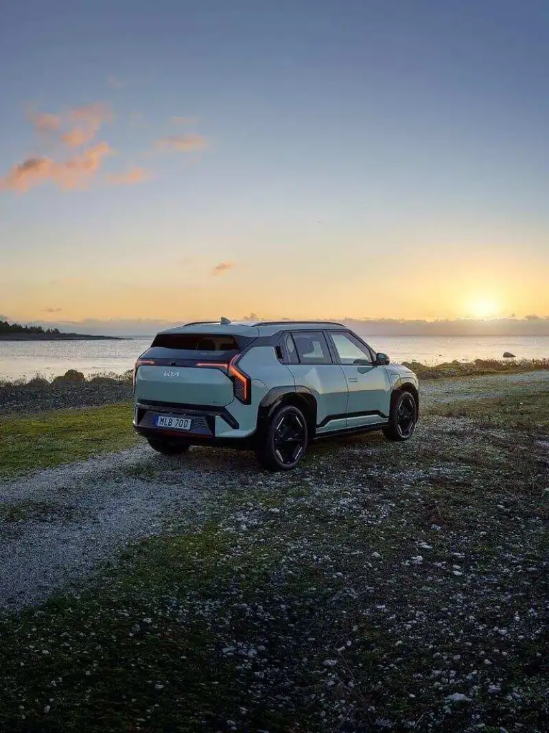 Kia EV3 – pris och versioner för elektrisk Kompakt SUV