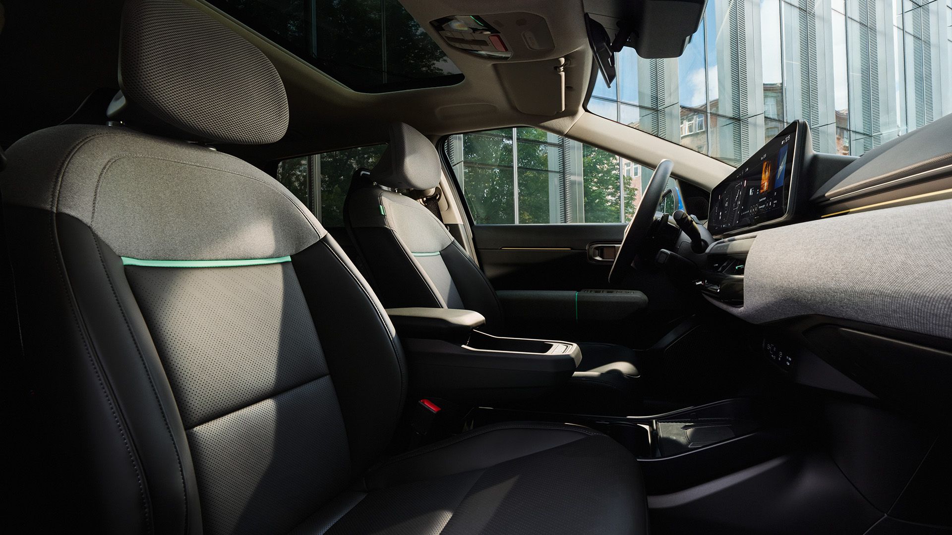 Kia EV4 ergonomiska premiumsäten interiör