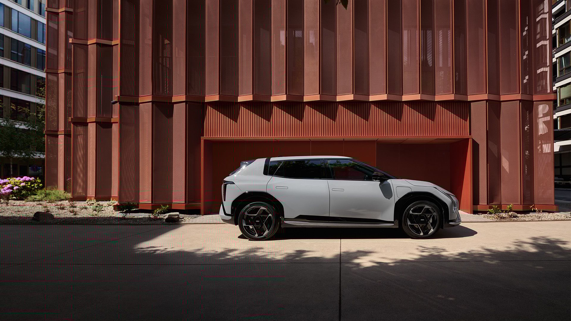 Kia EV4 aerodynamisk sidoprofil elbil