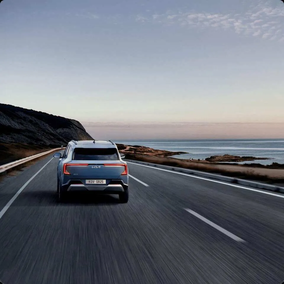 Kia EV5 x Knives Out logo – officiellt samarbete Kia och Netflix