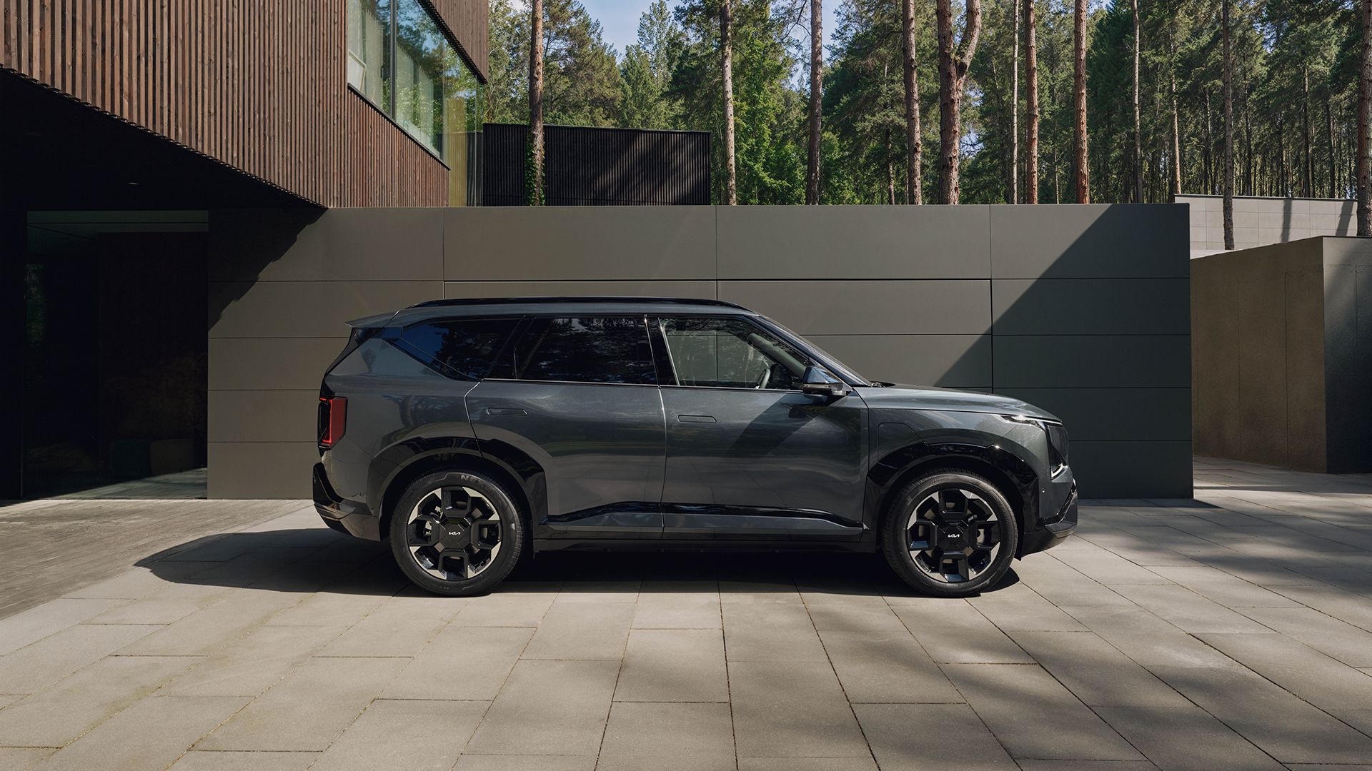 Kia EV5 SUV sidoprofil aerodynamisk design